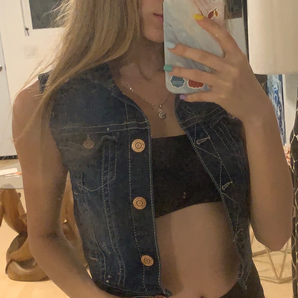 💀 Cropped Jean Jacket 💀 - Picture 3 of 4